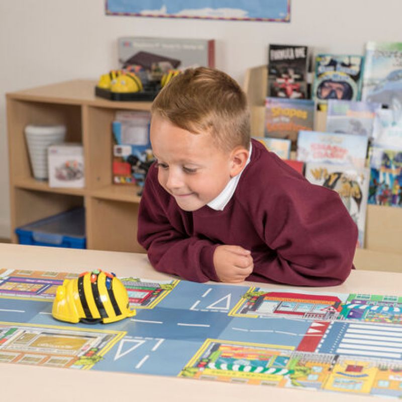 Edukacinės bitutės - robotas "Bee-bot" rinkinys (6 vnt.)