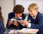 LEGO® Education informatikos ir dirbtinio intelekto (DI) rinkinys (6-8)